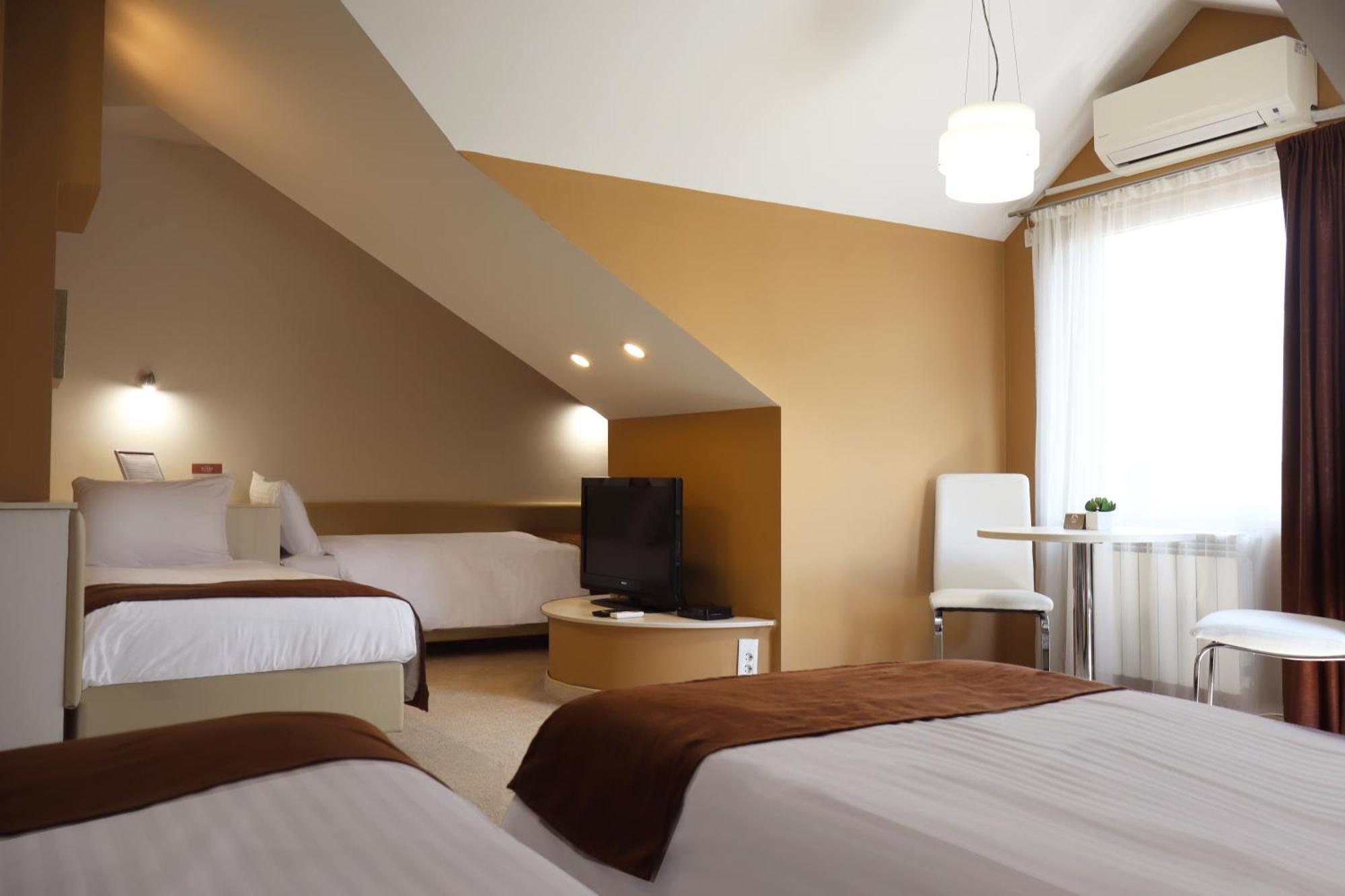 Sienna Apartments Skopje Ngoại thất bức ảnh